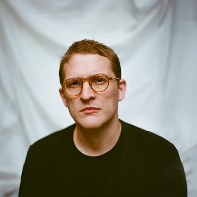 Portret Floating Points