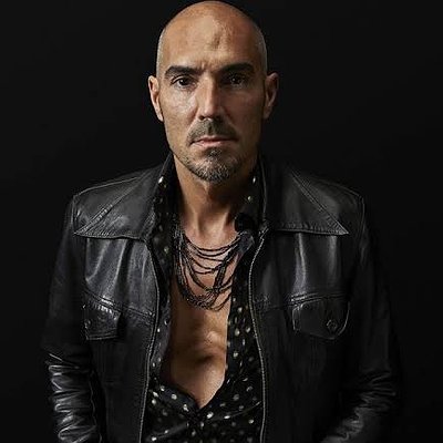 Portret Sam Paganini