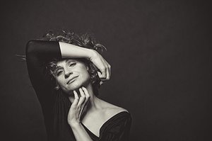 Anna Sroka-Hryń - Nie żal mi, piosenki Edith Piaf