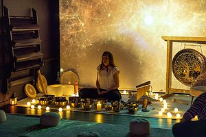 Teatr Dźwięków - koncert gongów i mis tybetańskich