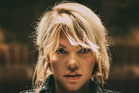 ANIA DĄBROWSKA