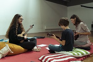 MAŁE UKULELE - Twórcze Warsztaty dla dzieci 7-10 lat i opiekunów